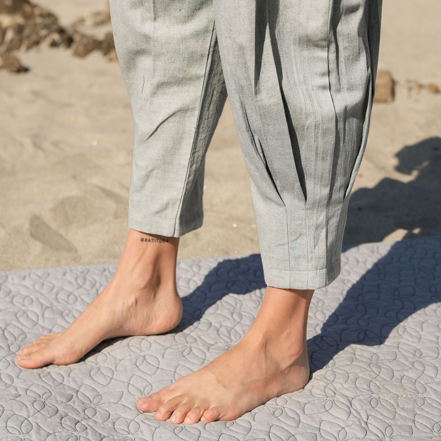 Women Cotton Yoga Pants and Yoga Top Grey -Tara