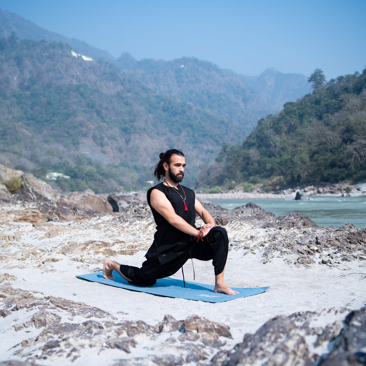 Men Cotton Yoga Pants Black -Rajas — view 3