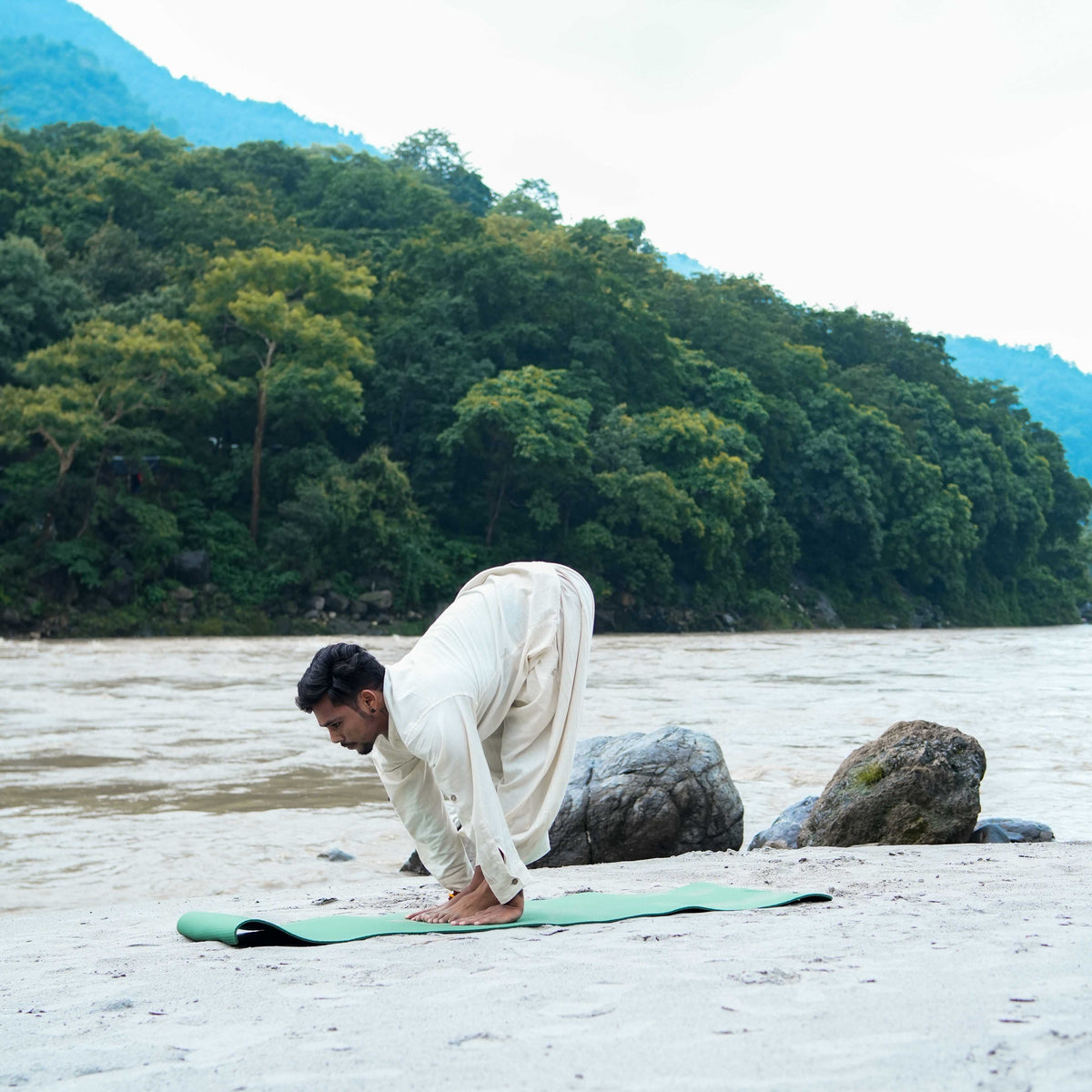 Men Cotton Yoga Pants White -Prithvi — view 6