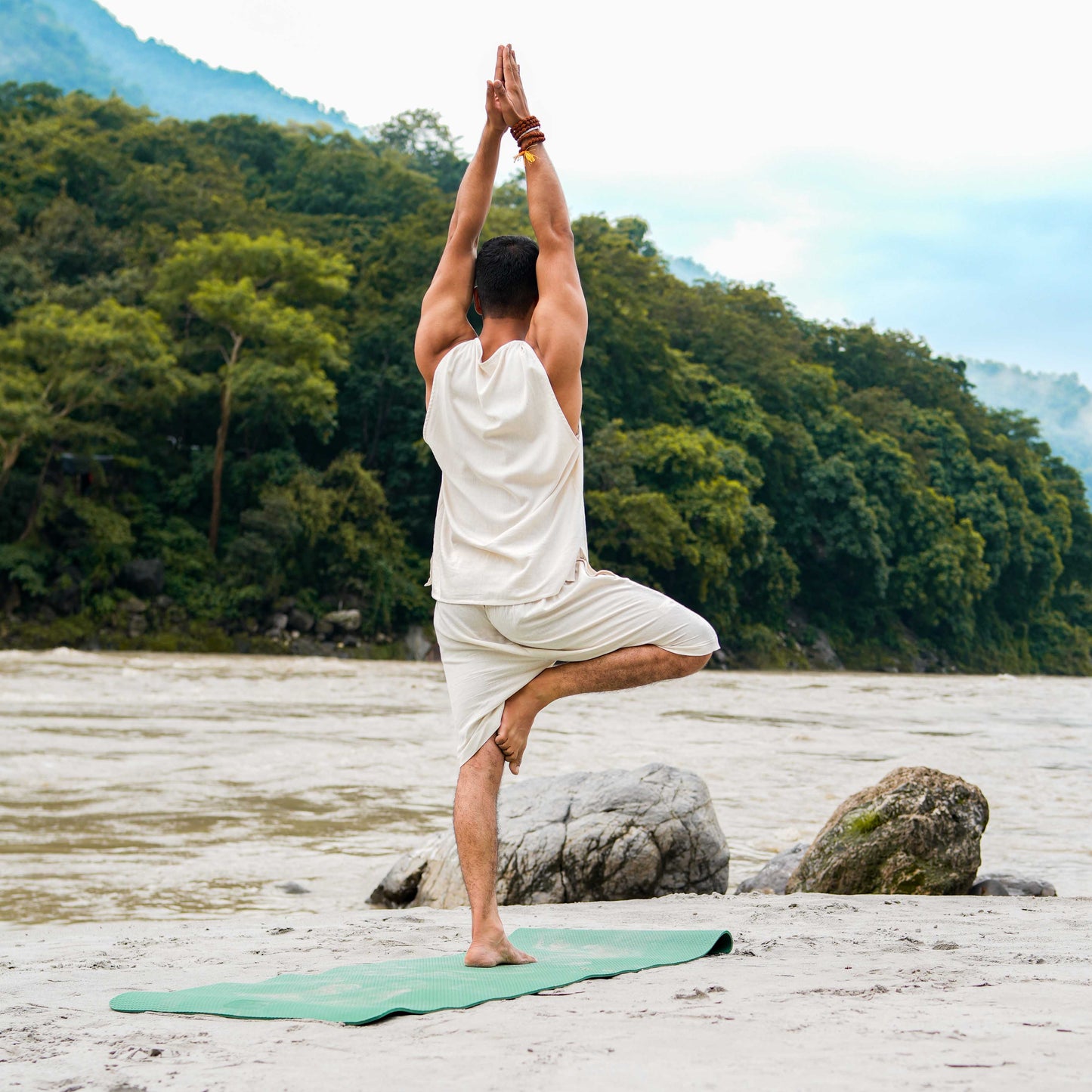 Vayu Yoga Shorts White