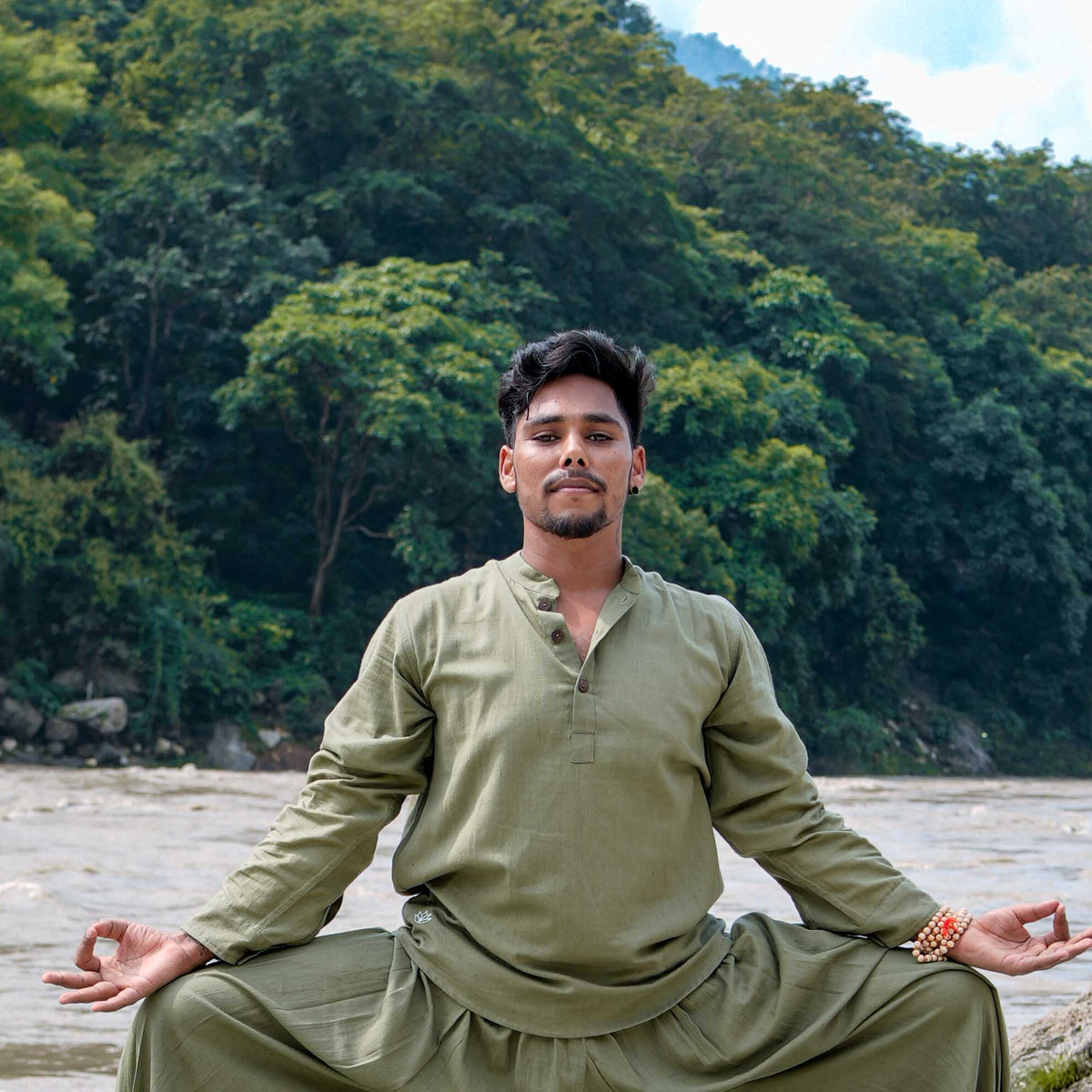 Men Cotton Yoga Top Green -Prithvi — view 1