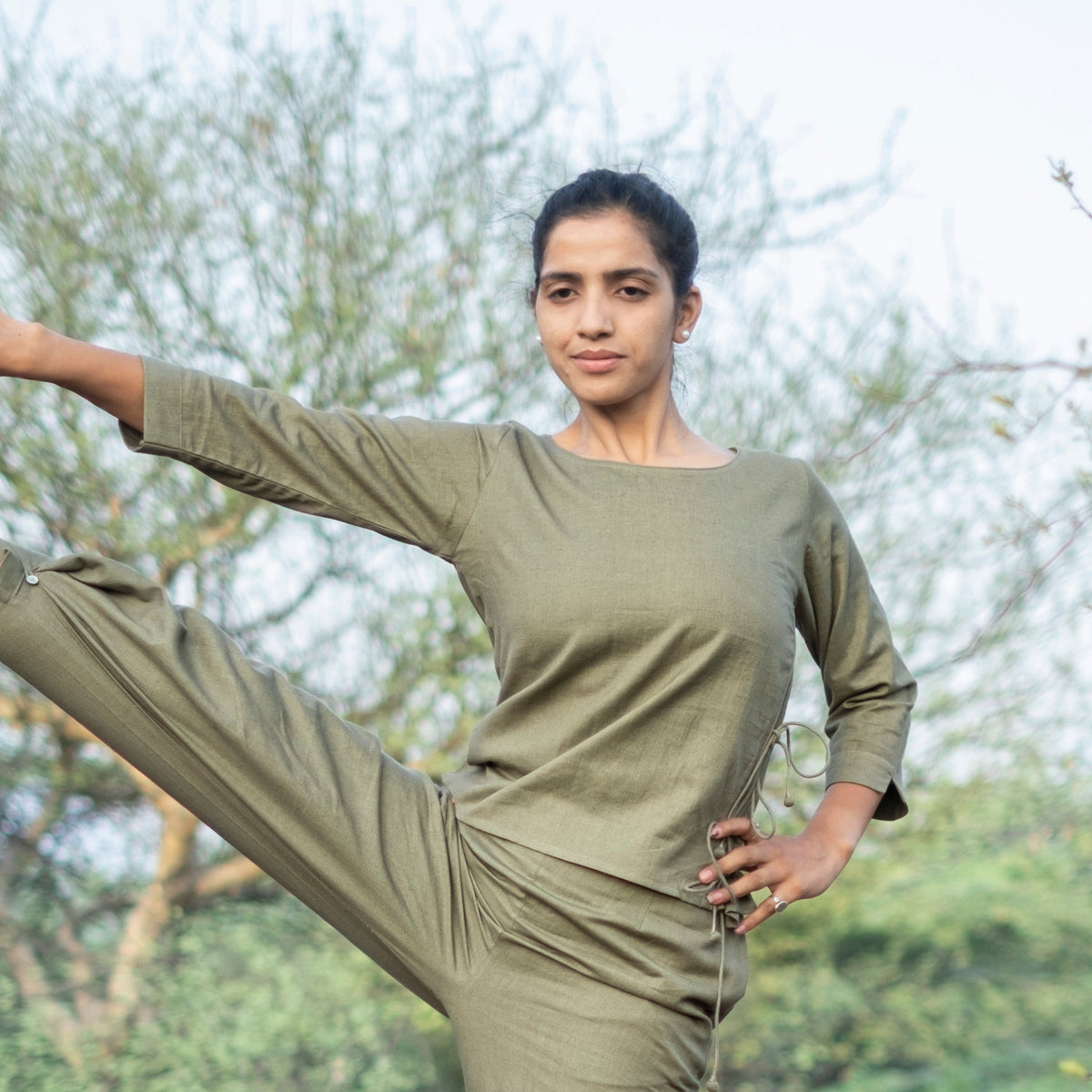 Women Cotton Yoga top Green -Chandra — view 5