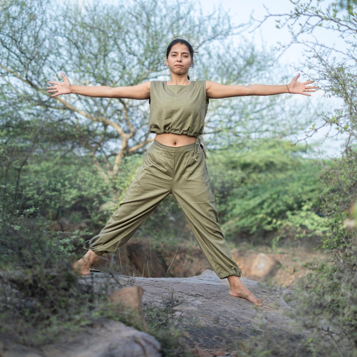 Women Cotton Yoga Pants and Yoga Top Set Green -Ananda — view 8