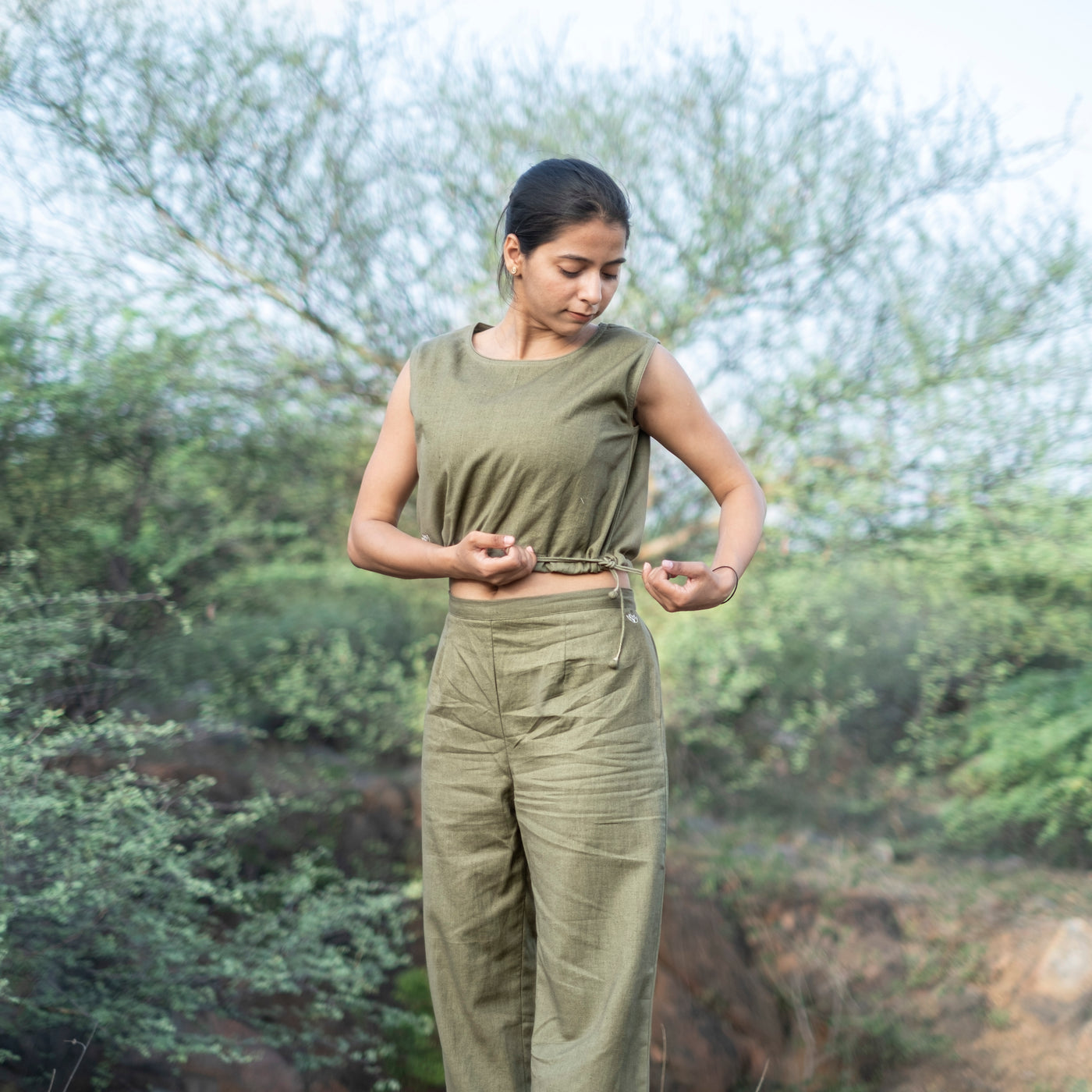 Women Cotton Yoga Pants and Yoga Top Set Green -Ananda — view 11
