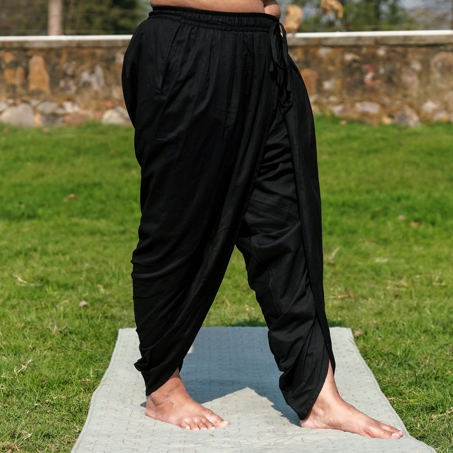 Akasha Yoga Top and Pant Set Black