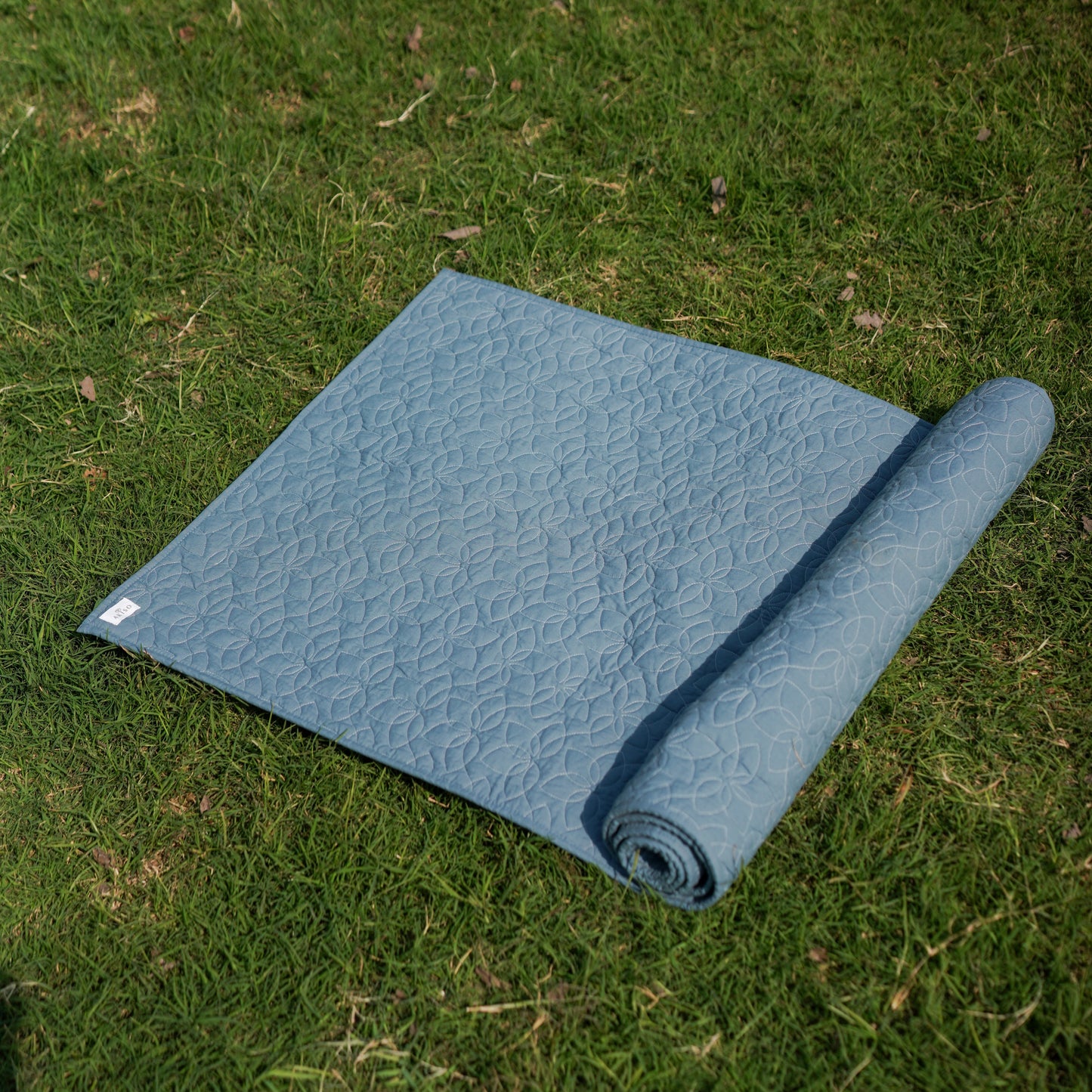 Padma Cotton Yoga Mat in Blue