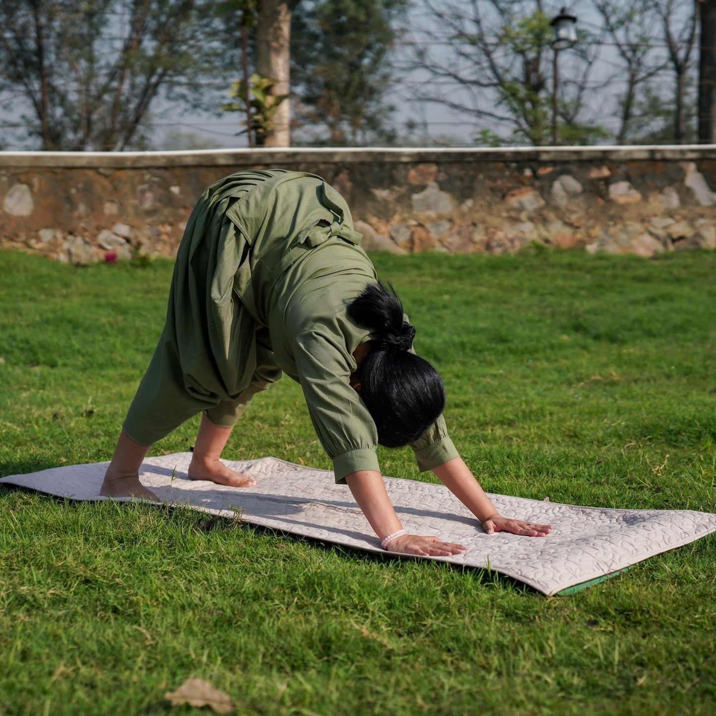 Buddhi Yoga Top and Pant Set Green