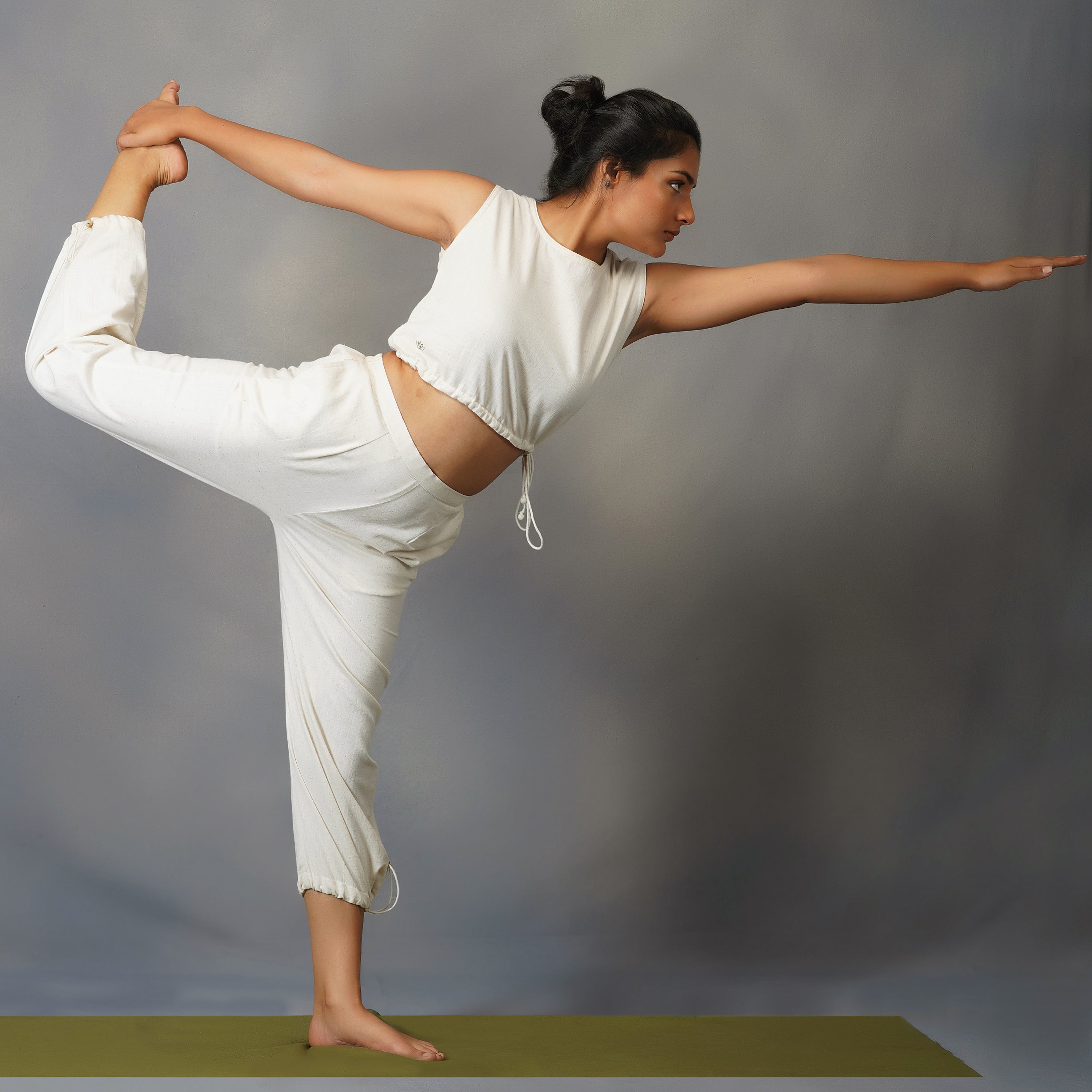 Ananda yoga deals