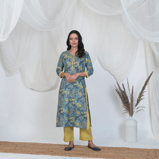 V Nech Kurta with Embroidery and Lace Detail in Blue and Yellow