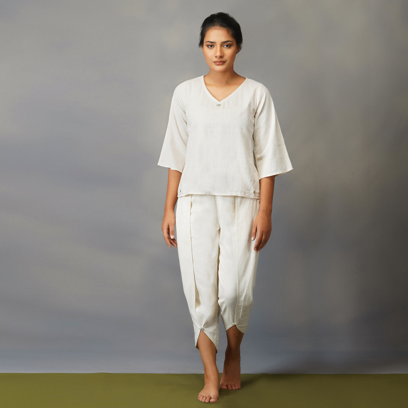 Women Cotton Yoga Pants and Yoga Top Set White -Surya — view 8