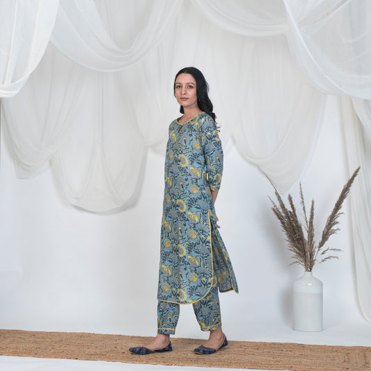 Blue and Yellow Round hem Kurta Set with Solid Piping and Co-ord Pants