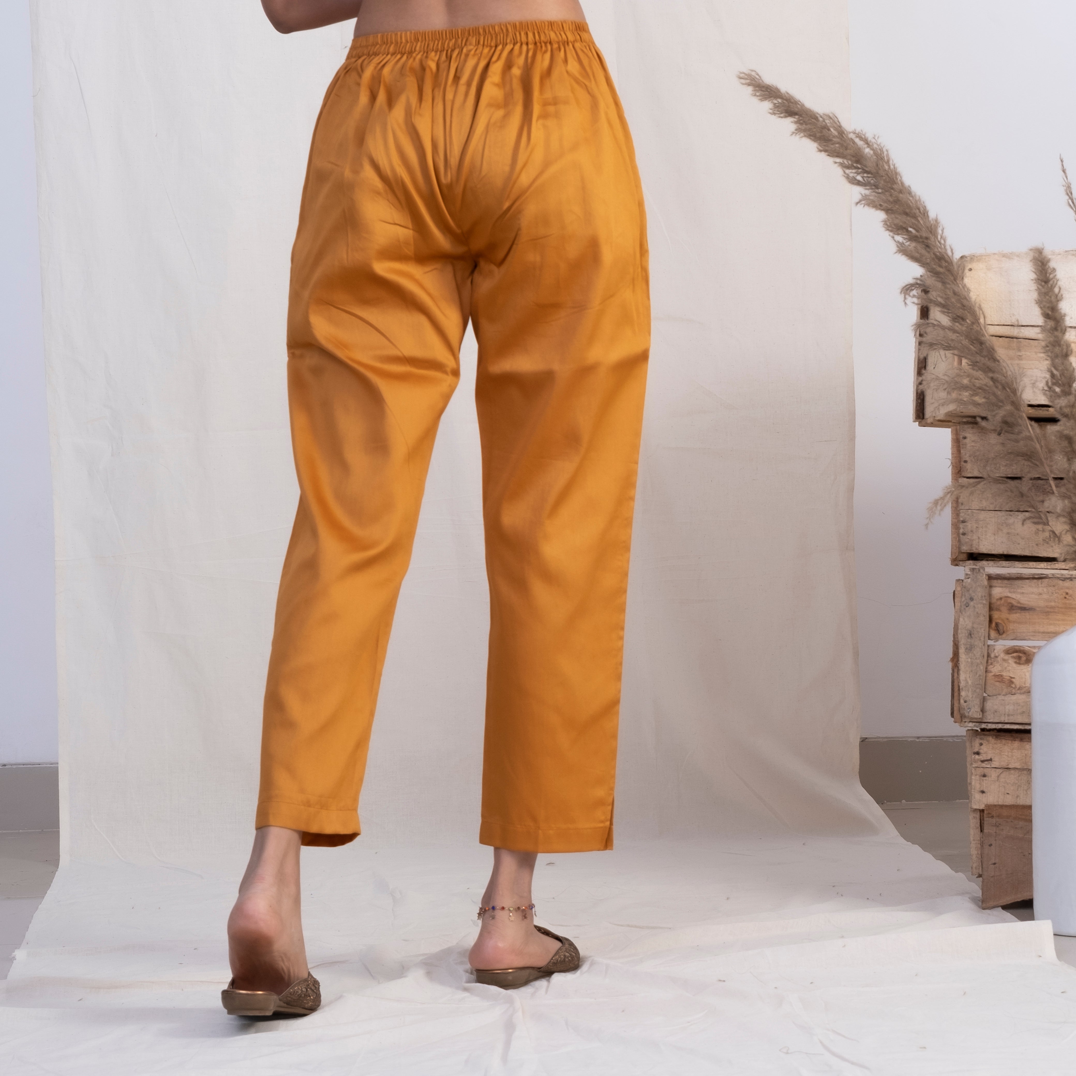 Buy Varanga Mustard Solid Kurta With Rust Solid Cigarette Pants - Kurta  Sets for Women 2404329 | Myntra