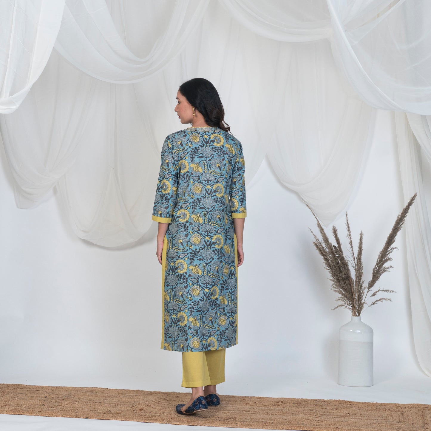 V Nech Kurta with Embroidery and Lace Detail in Blue and Yellow
