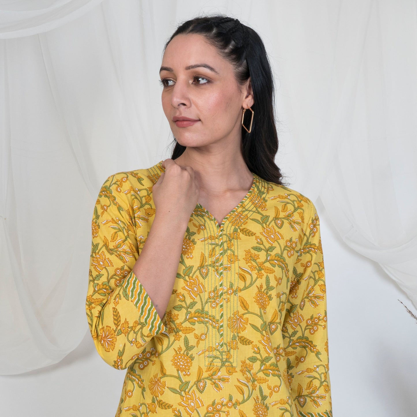 V Nech Kurta Set with Embroidery and Lace Detail in Yellow Print, Stripped Pants and Tye & Dye Dupatta