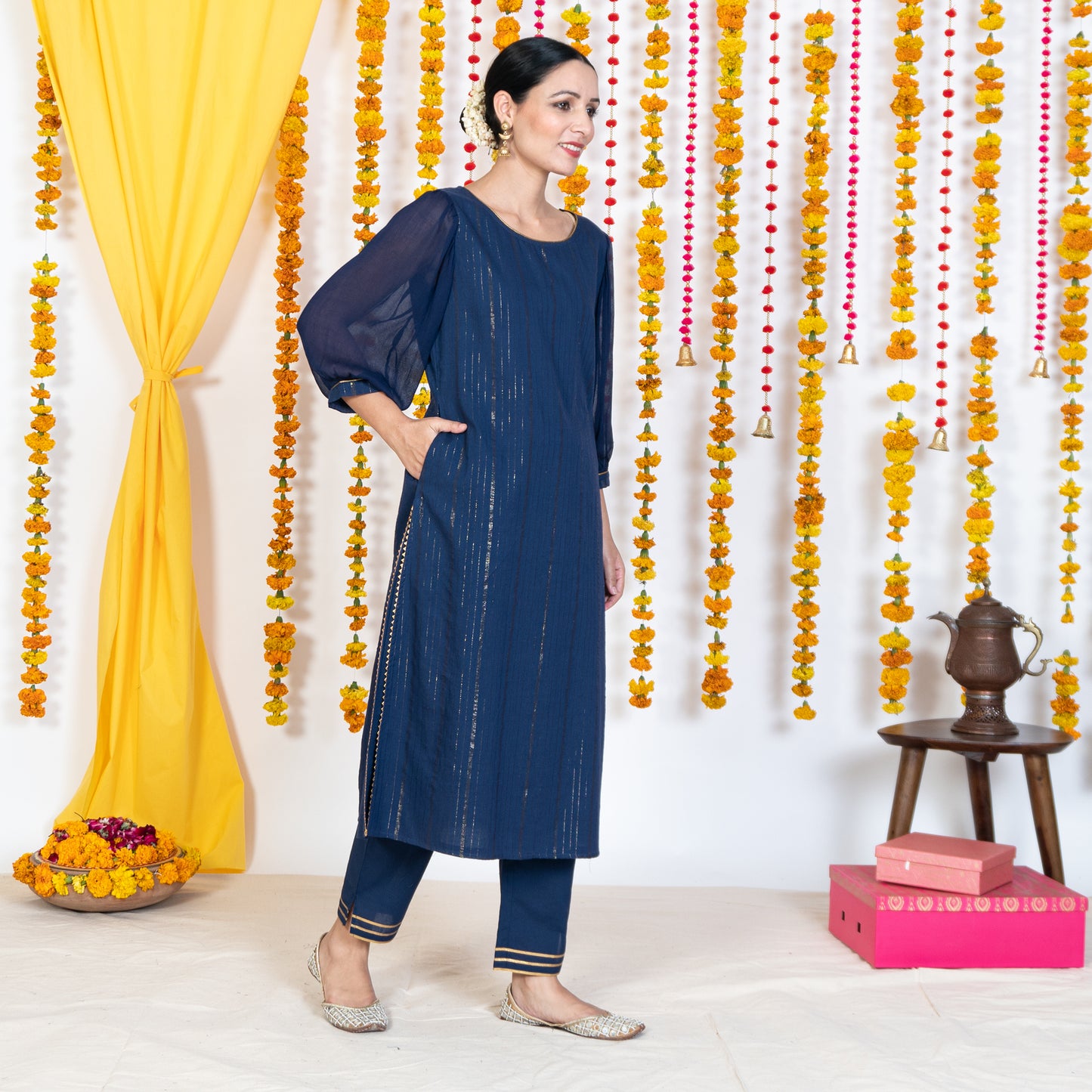 Blue Round Neck With Chiffon Sleeves Kurta Set With Dupatta (Set Of 3)