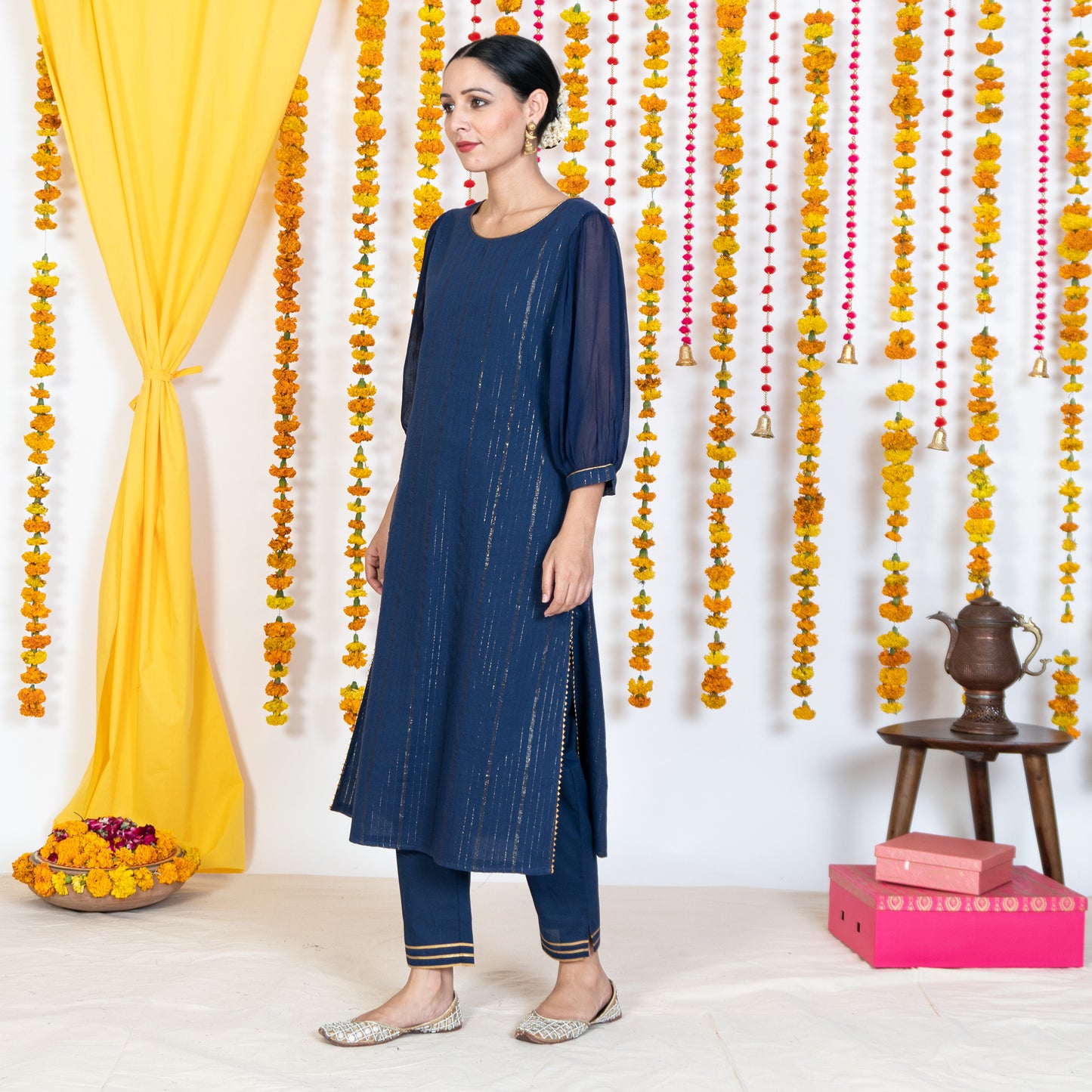 Blue Round Neck With Chiffon Sleeves Kurta Set With Dupatta (Set Of 3)