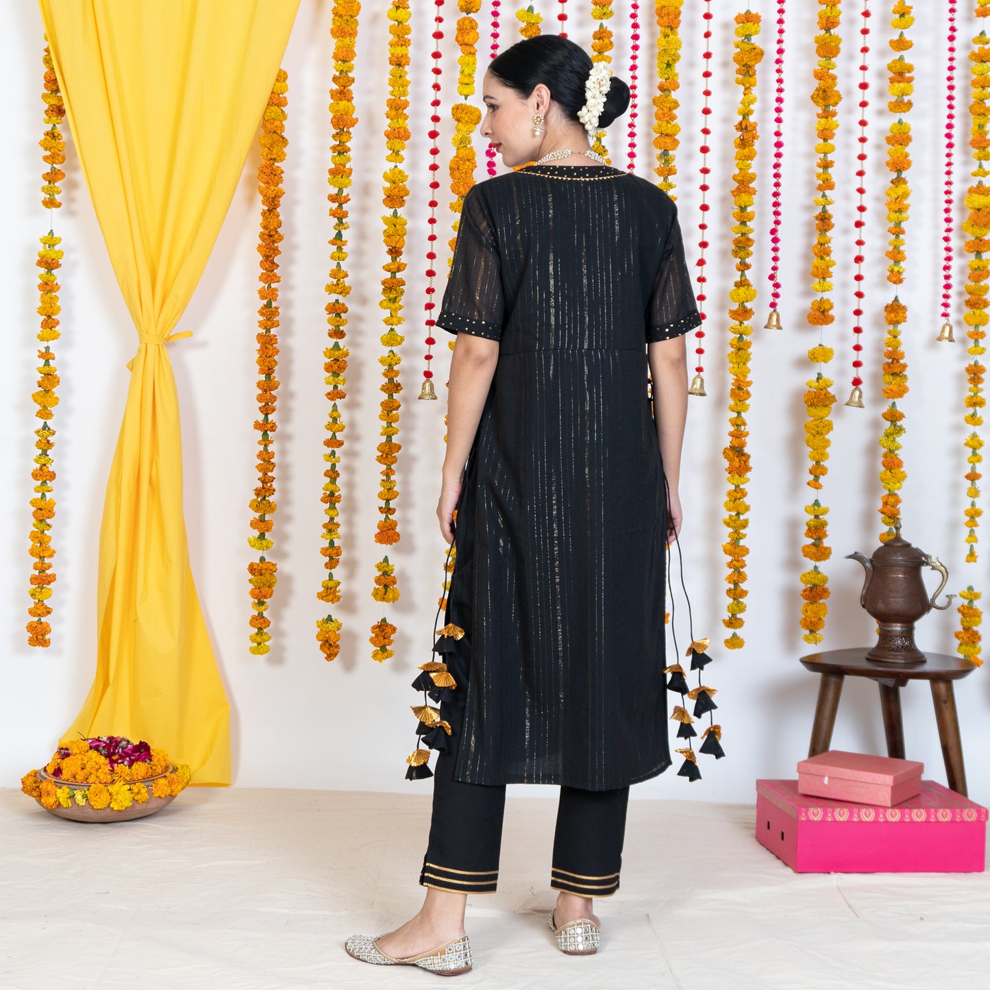 Black V-Neck Straight Panel Kurta With Tassels (Set Of 3)