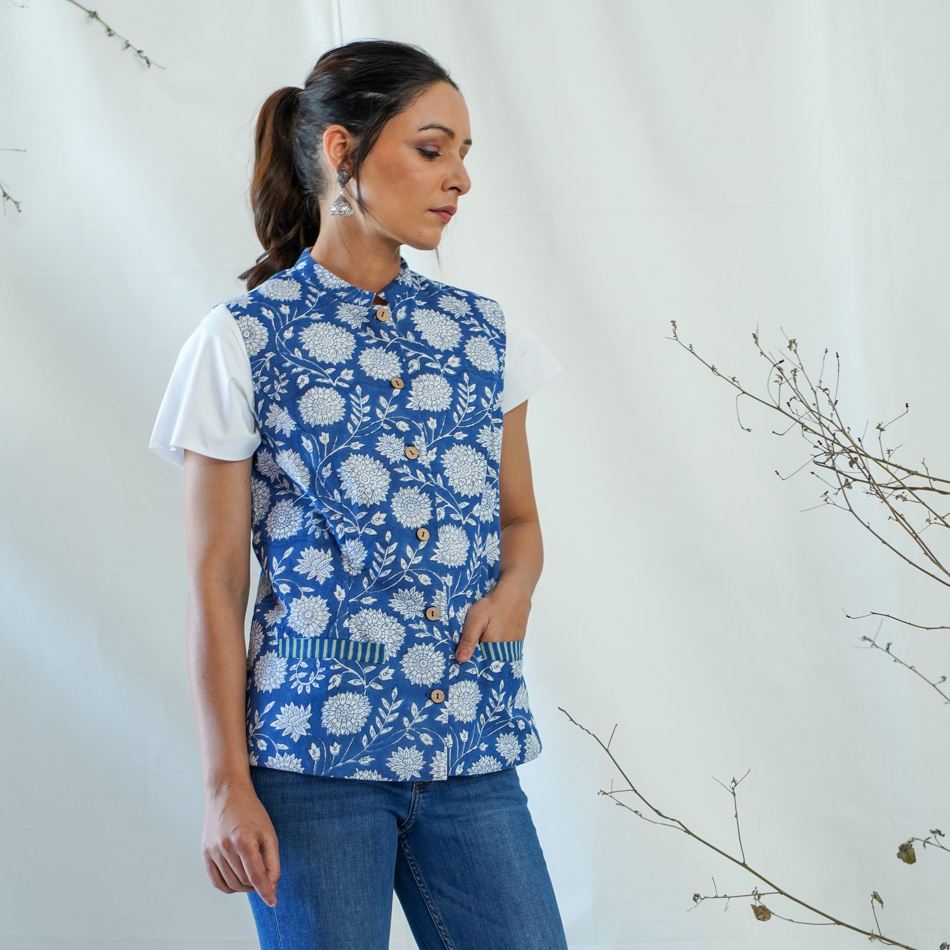women's cotton waist coat in blue and white handblock print